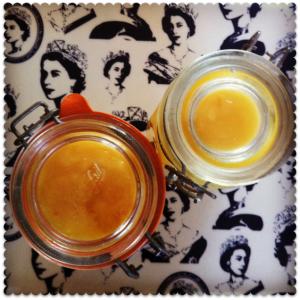 miss thrifty - slow cooker lemon curd